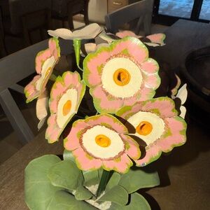 Tommy Mitchell Pink and Cream Floral Sculpture. Original piece.